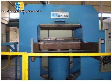 Prensa de borracha hidr�ulica 420 toneladas Union