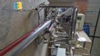 Rosca alimentadora transportadora helicoidal inclinada com silo receptor em inox Maqinox