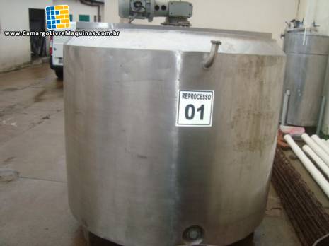 Tina de matura��o para 1.700 litros em a�o inox
