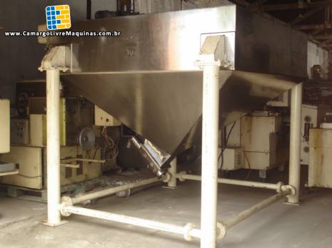 Reservat�rio tronco Piramidal em a�o inox 304