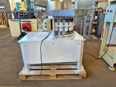 Prensa para paoca retangular 60 unidades por minuto