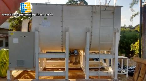 Misturador Ribbon Blender em a�o inox 8.000 litros