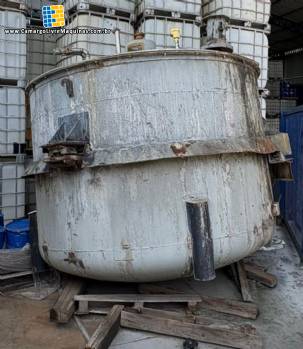 Tanque misturador em a�o inox 10.000 litros e motor de 7,5 CV
