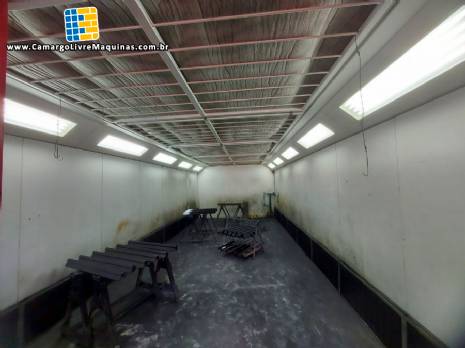 Cabine de pintura para produtos da linha moveleira