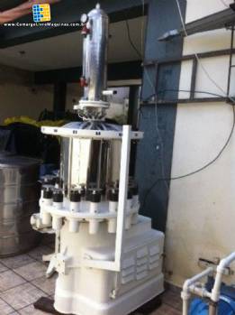 Envasadora de refrigerante Gl�ria