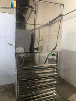 Chiller refrigerador de �gua em inox 500 L