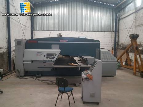 Puncionadeira hidrulica CNC para chapas metlicas Durma 22 toneladas