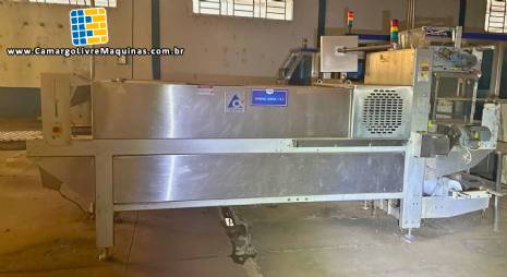 Linha completa de envase Tetra Pak TBA 8 com cardboard packer e shrink