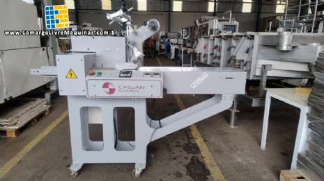 Embaladora flow pack com datador e fotoc�lula  Cassan M�quinas