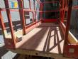 Plataforma elevat�ria tipo tesoura JLG