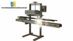 Soldadora cont�nua para sacos pl�sticos com esteira motorizada