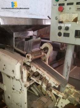 Sistema de alimenta��o para embrulhar de tabletes