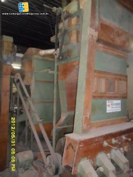 M�quina de empacotar feijao Raumak