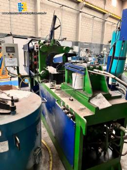 Injetora de alum�nio zamak ou lat�o JASOT 150 toneladas