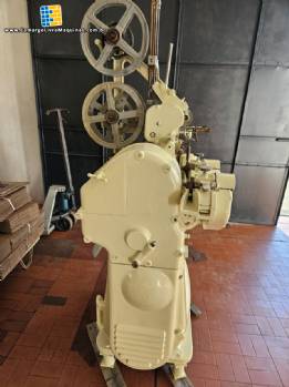 Embaladora autom�tica dupla tor��o Forgrove para balas mastig�veis