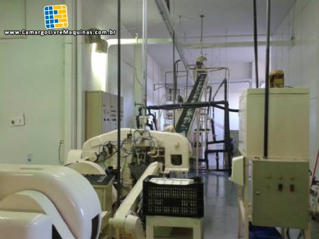 Prensa Jones e reservatório de refrigeração