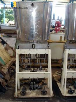 Termoformadora de potinhos com envasadora e seladora Termoforming Italiana Termoformadora de potinhos com envasadora e seladora Termoforming Italiana